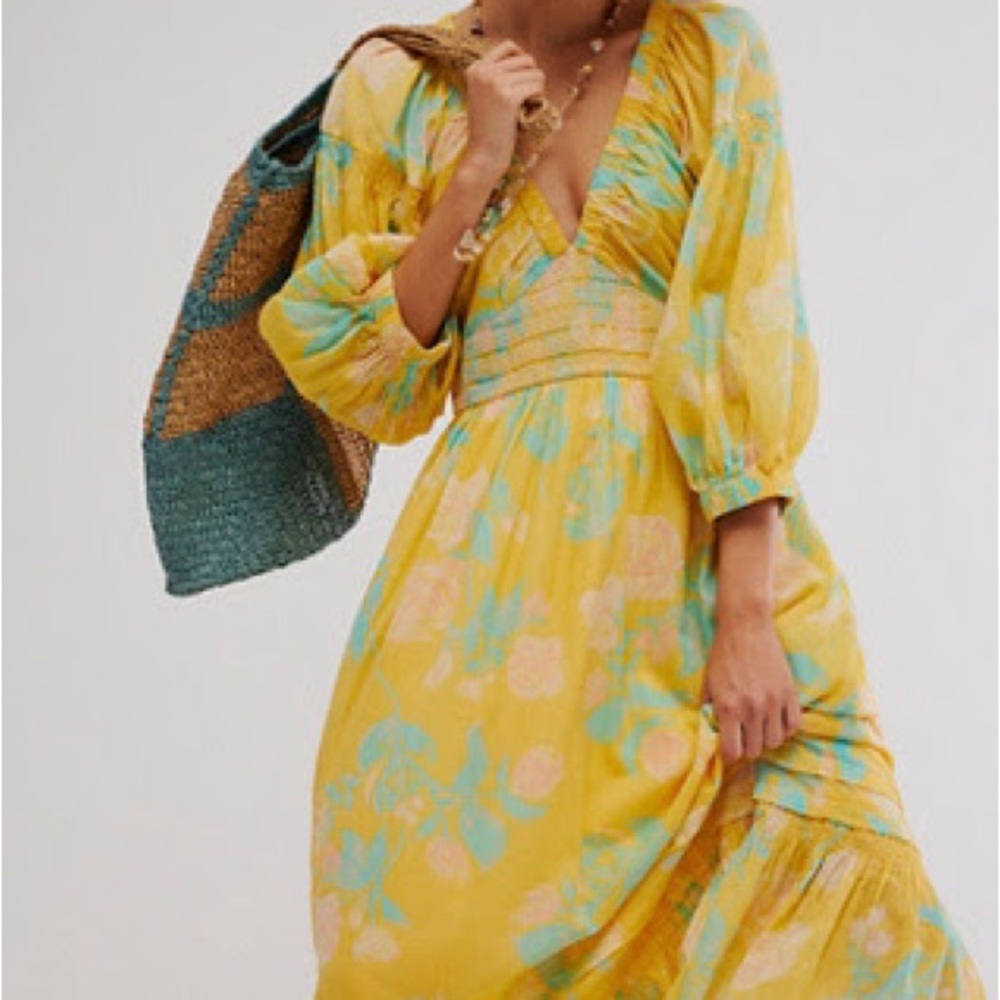 Free People Golden Hour Maxi Dress

Like New (S)